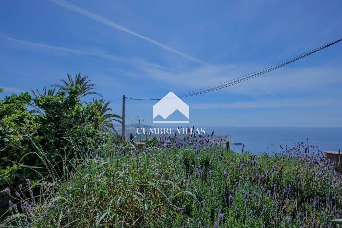 Villa for Sale in Salobreña