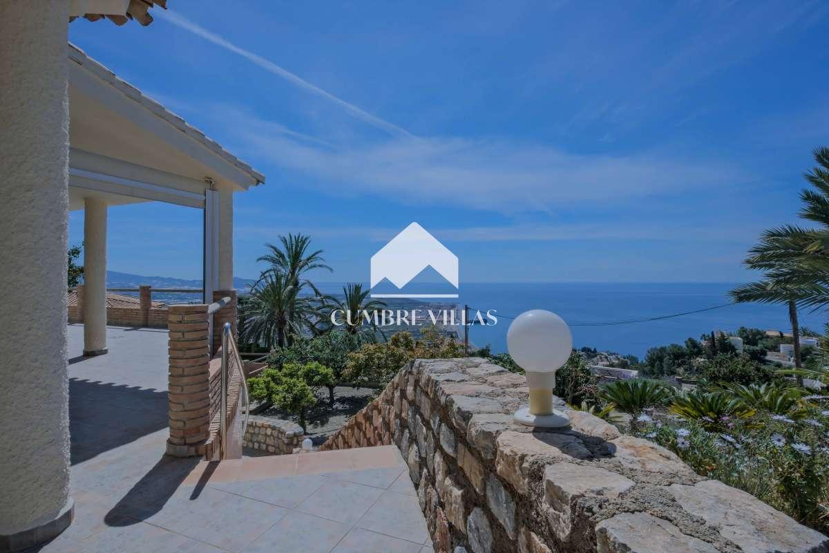 Villa for Sale in Salobreña