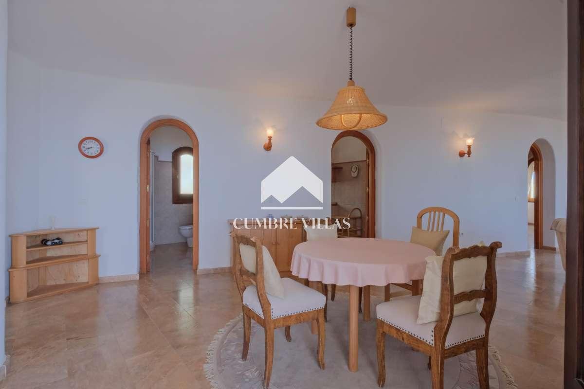 Villa for Sale in Salobreña