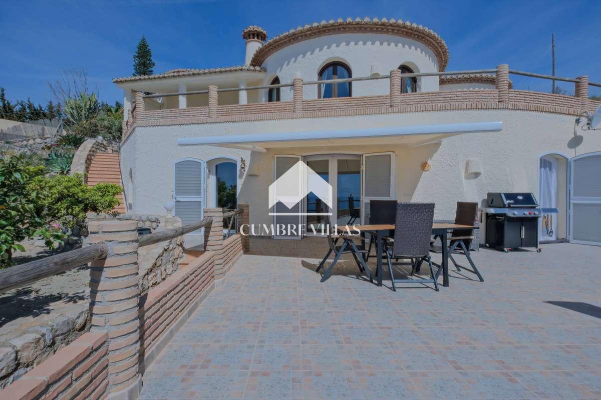 Villa for Sale in Salobreña