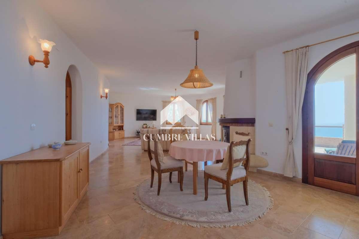 Villa for Sale in Salobreña