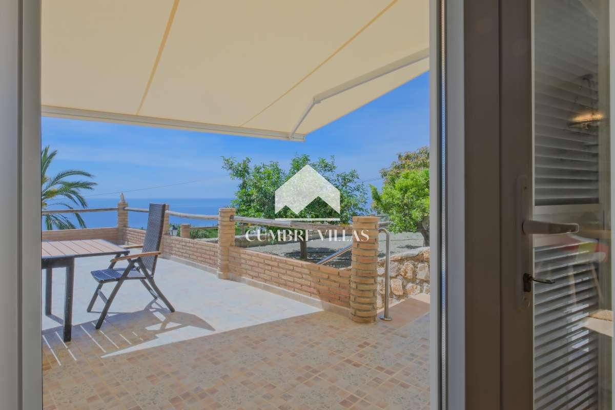 Villa for Sale in Salobreña