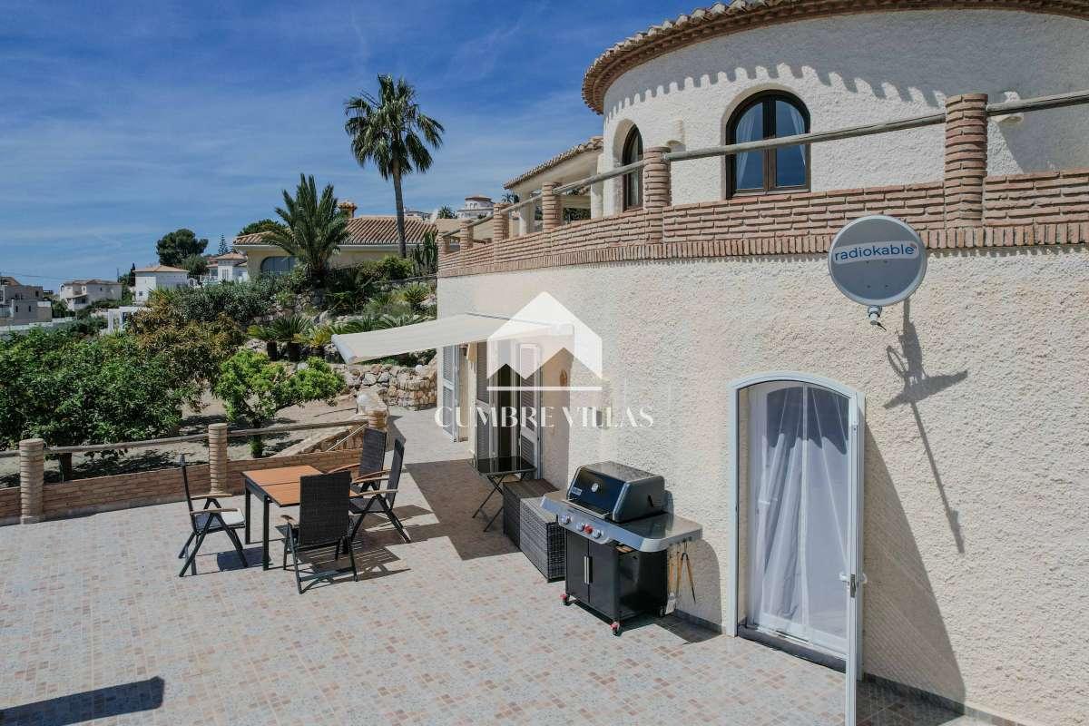 Villa for Sale in Salobreña
