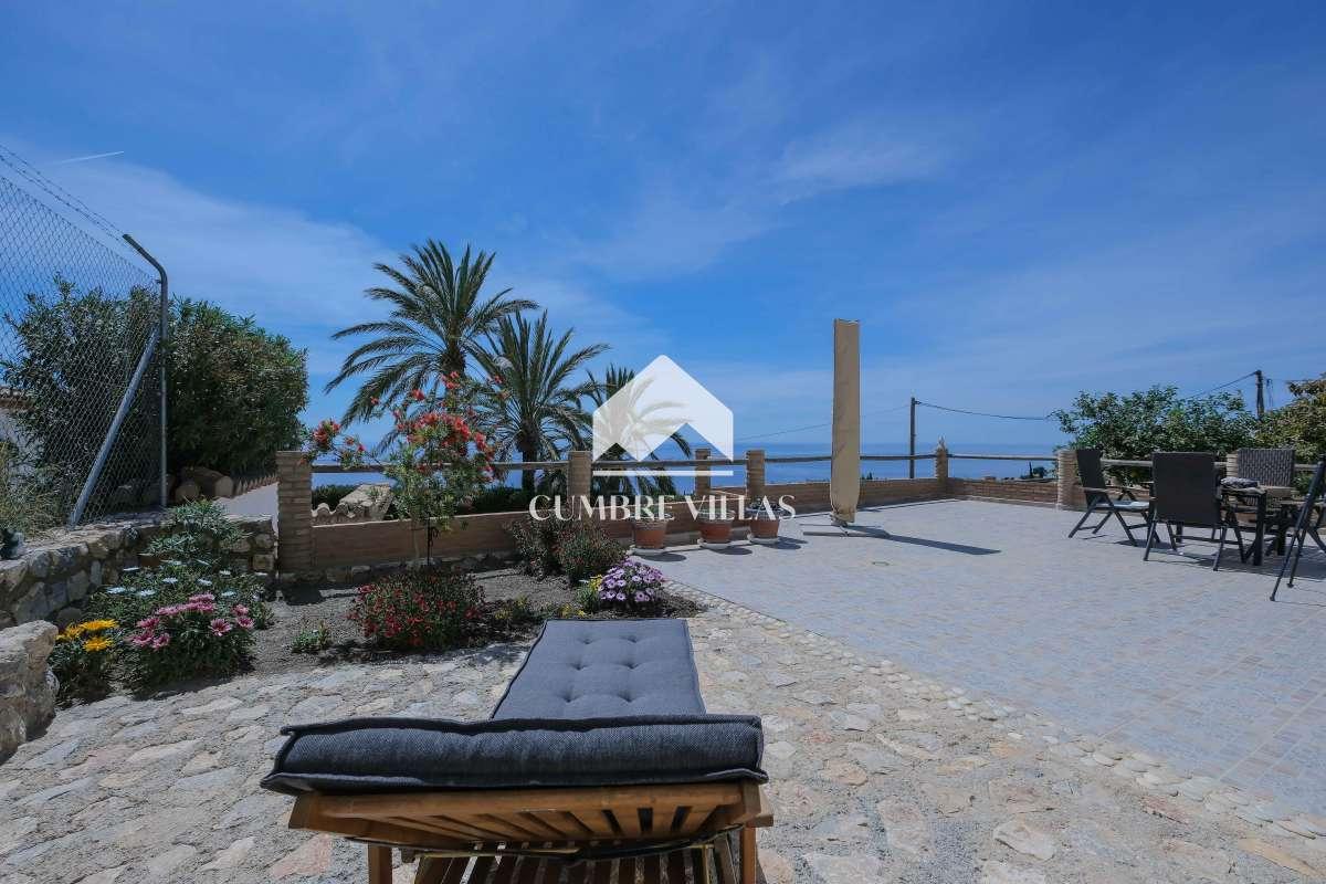 Villa for Sale in Salobreña
