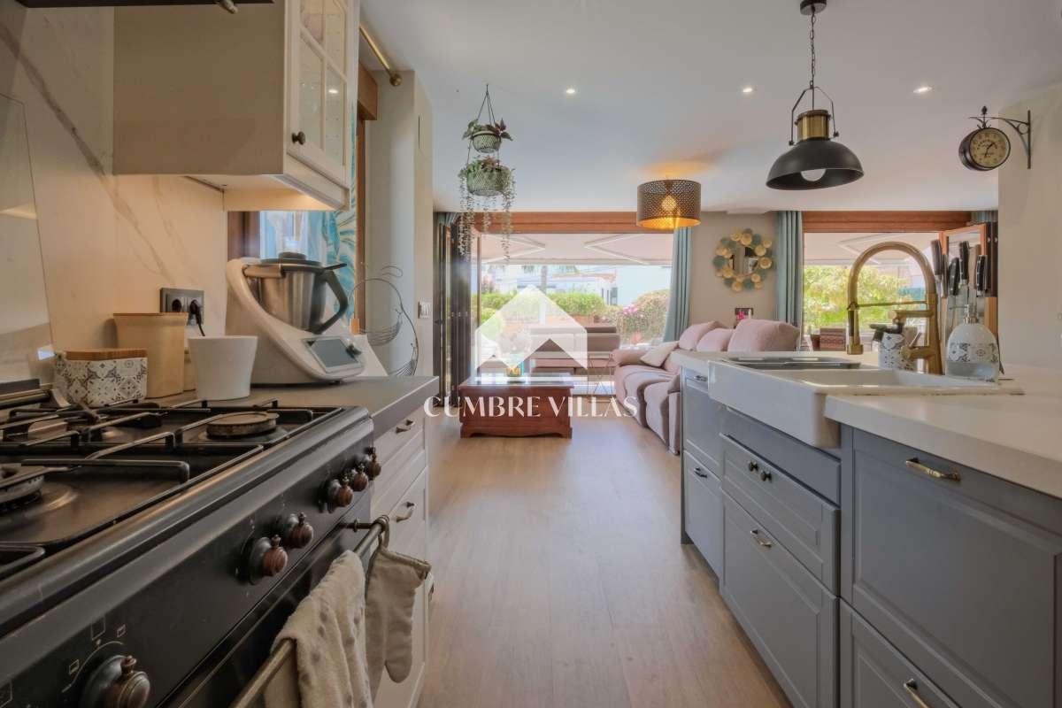 Villa for Sale in Almuñécar