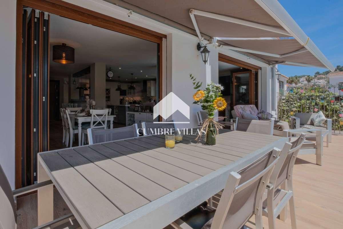Villa for Sale in Almuñécar