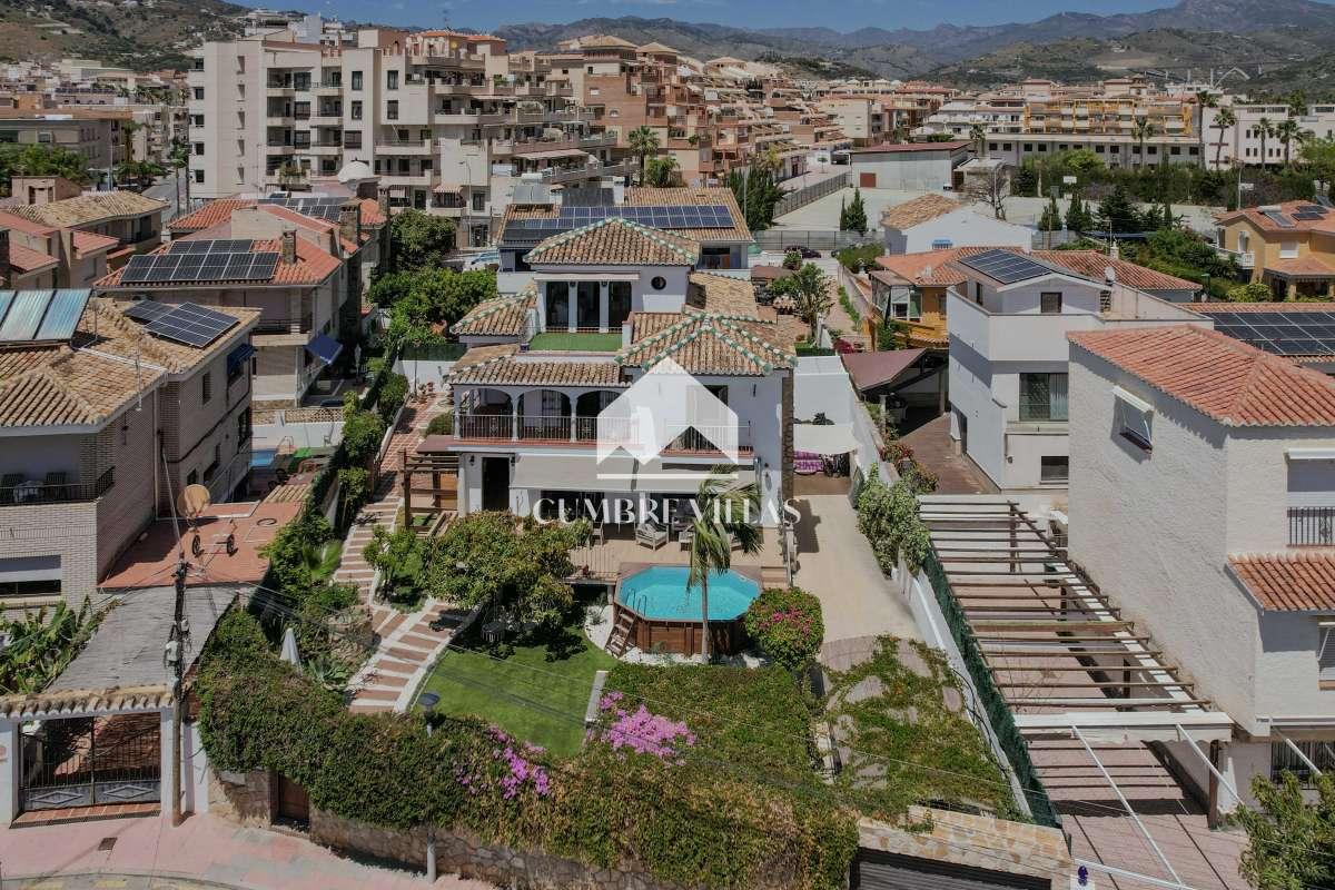 Villa for Sale in Almuñécar