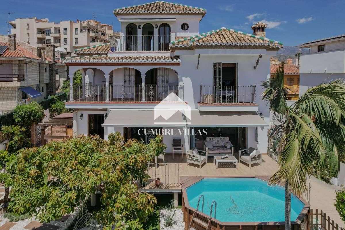 Villa for Sale in Almuñécar