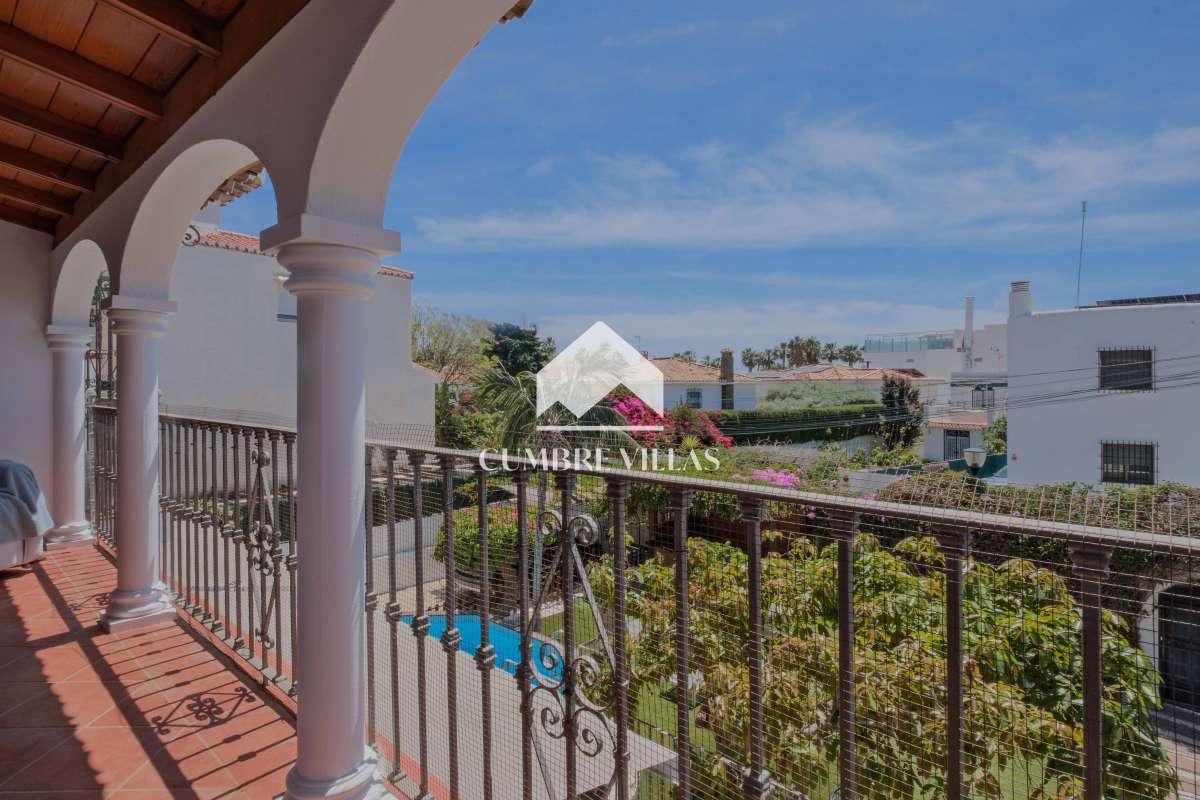 Villa for Sale in Almuñécar