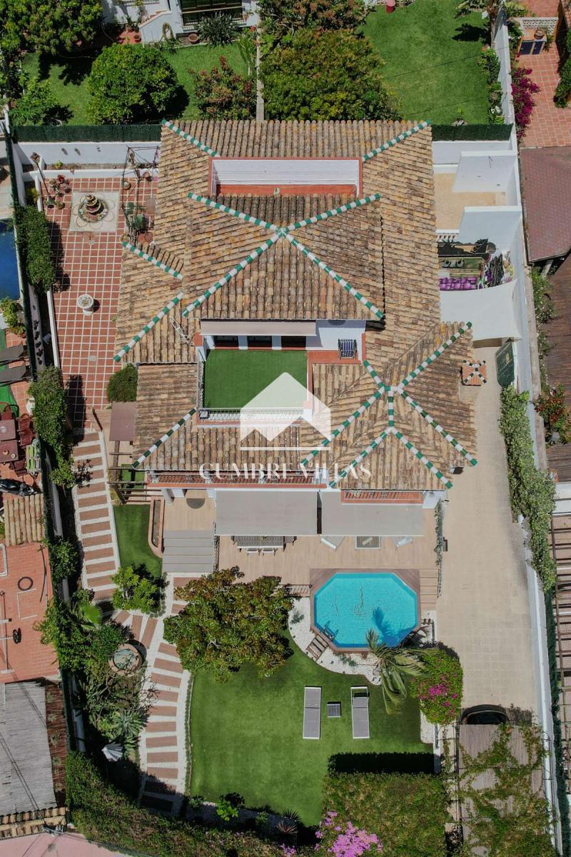 Villa for Sale in Almuñécar