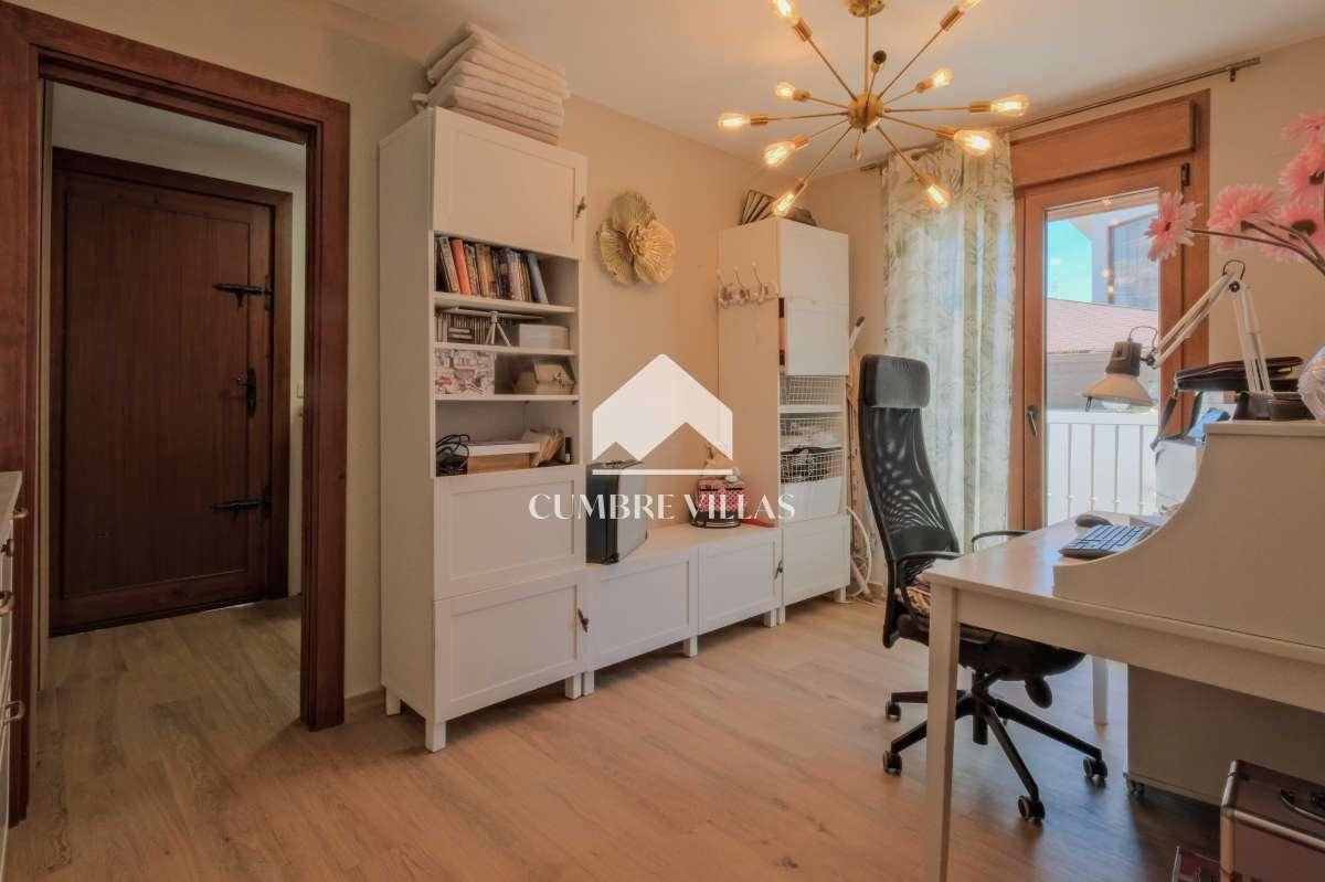 Villa for Sale in Almuñécar
