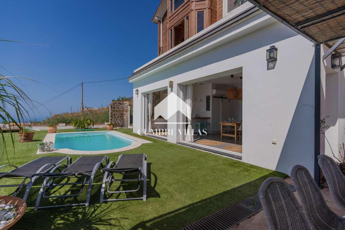 House for Sale in Almuñécar