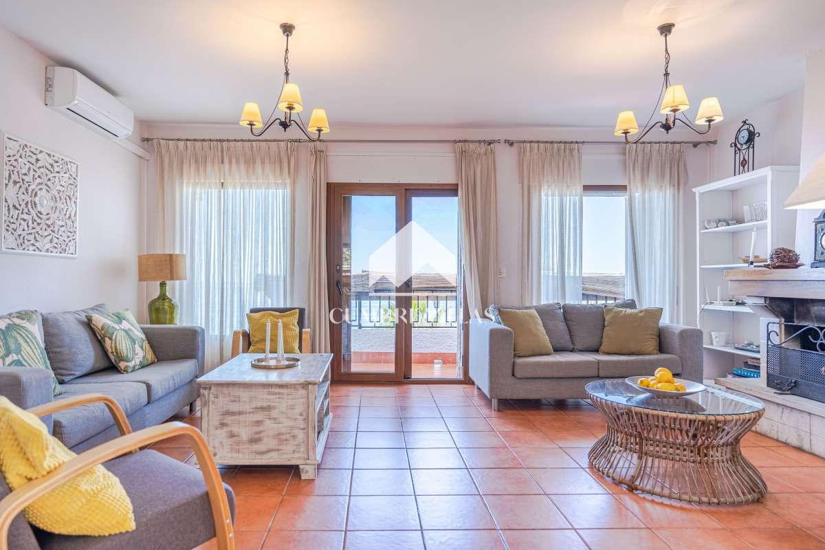 Villa for Sale in Salobreña