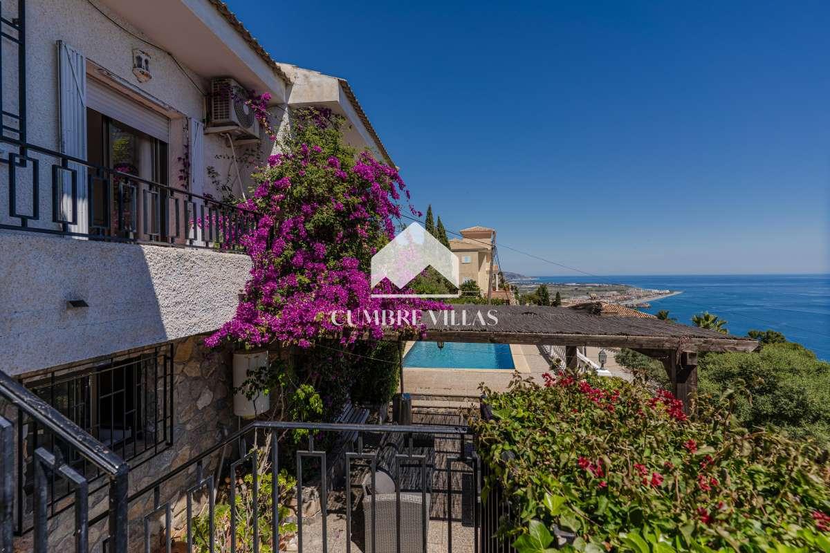 Villa for Sale in Salobreña