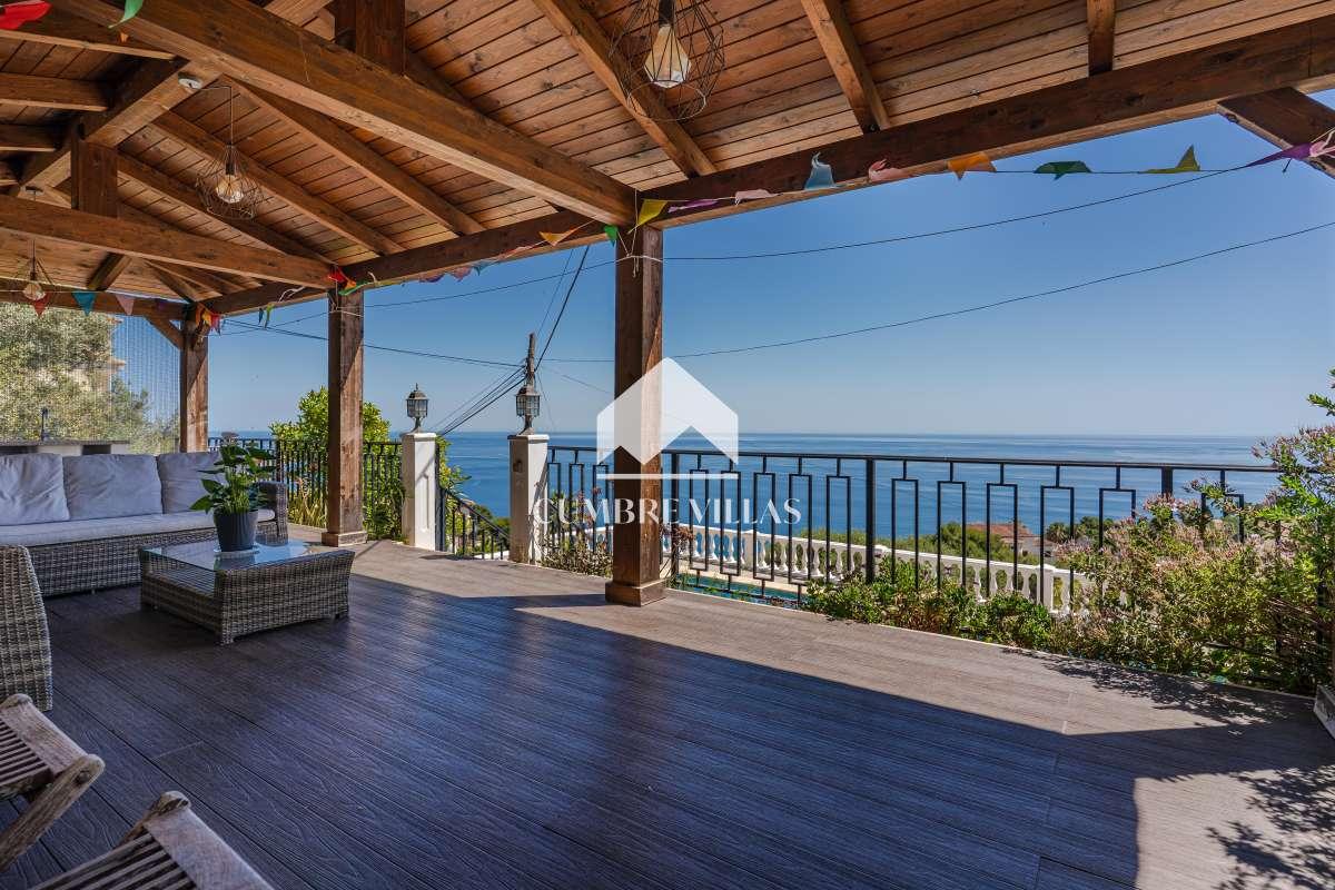 Villa for Sale in Salobreña