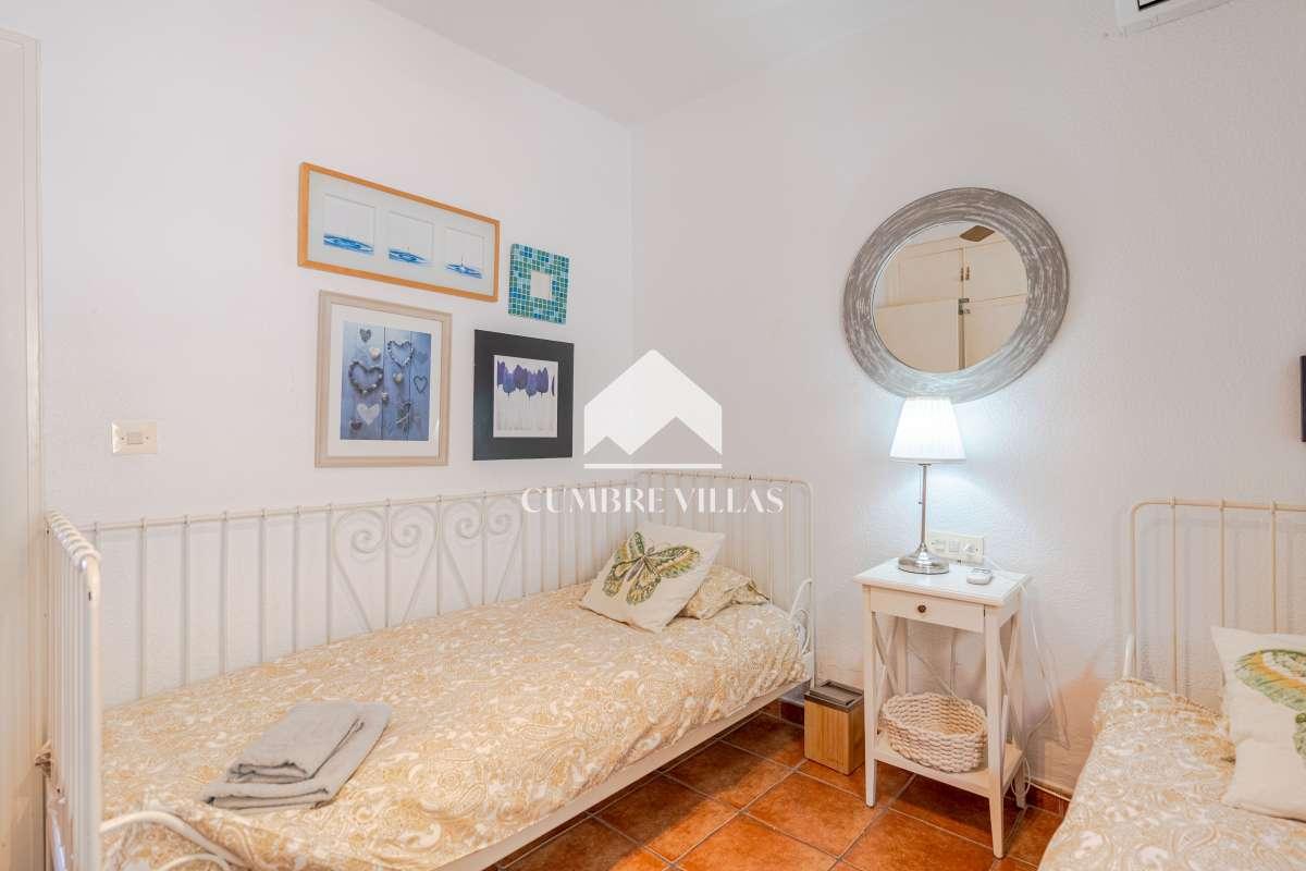 Villa for Sale in Salobreña