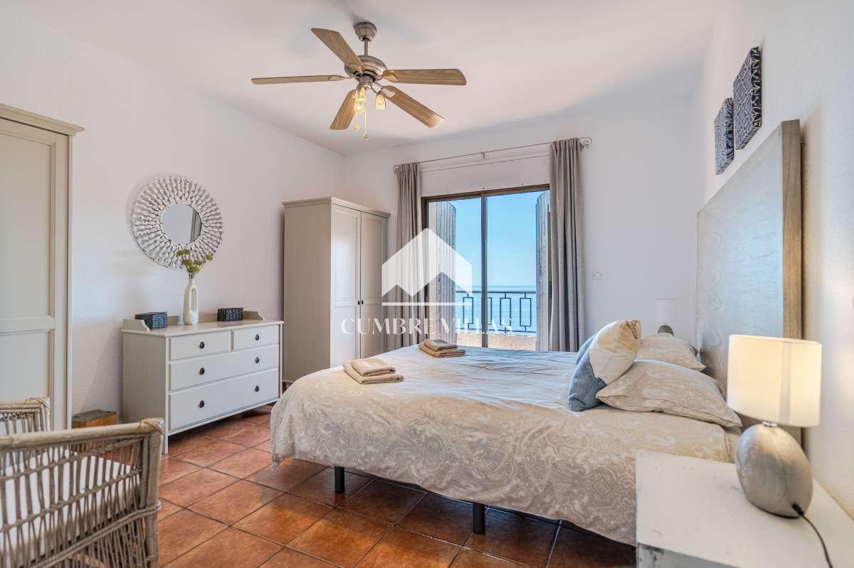 Villa for Sale in Salobreña