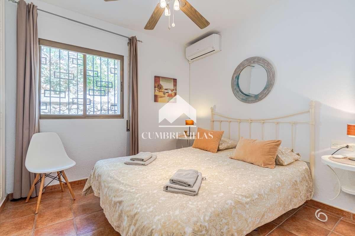 Villa for Sale in Salobreña