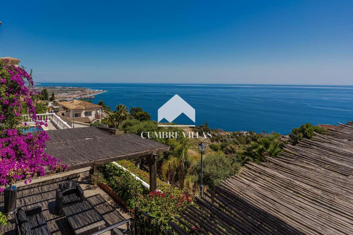 Villa for Sale in Salobreña