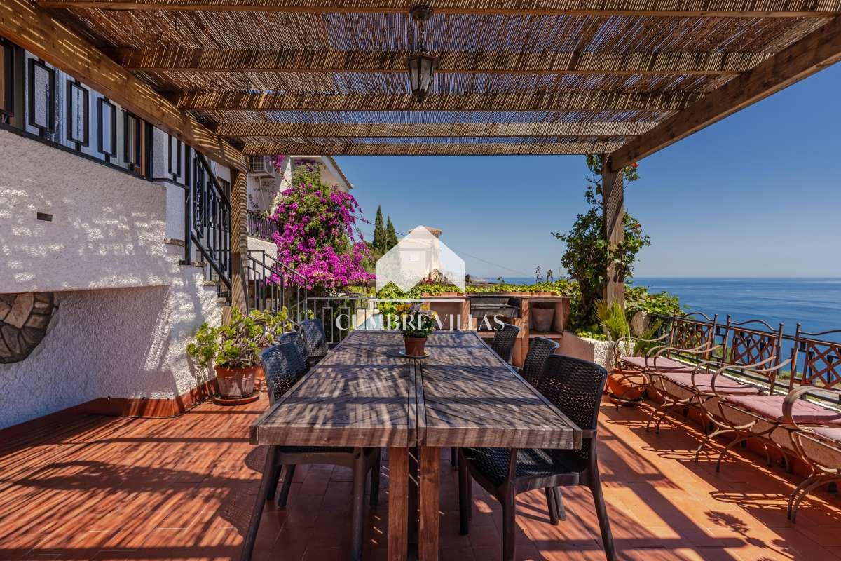 Villa for Sale in Salobreña