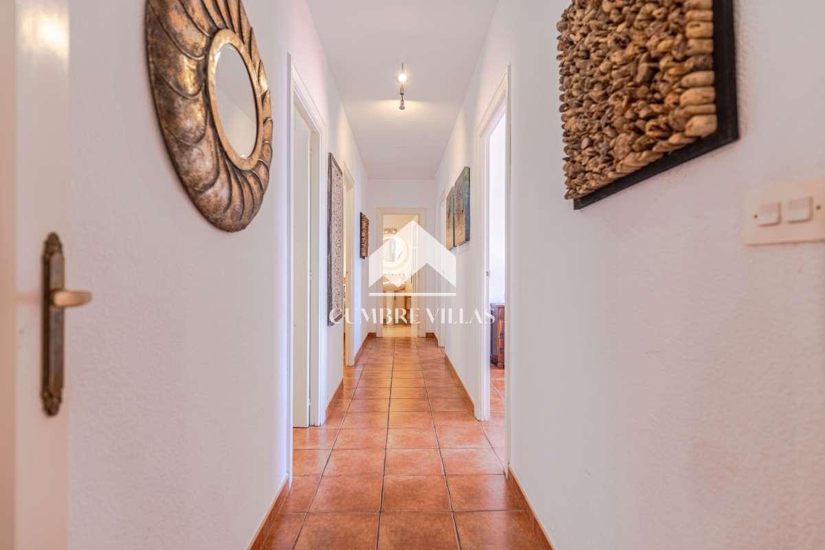 Villa for Sale in Salobreña