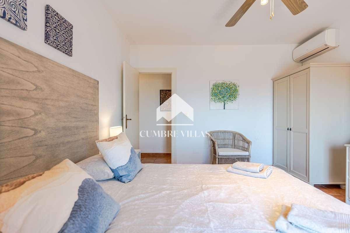 Villa for Sale in Salobreña