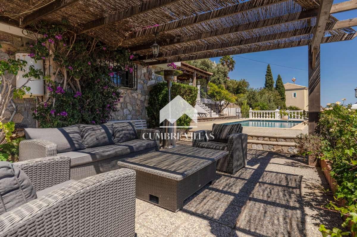 Villa for Sale in Salobreña