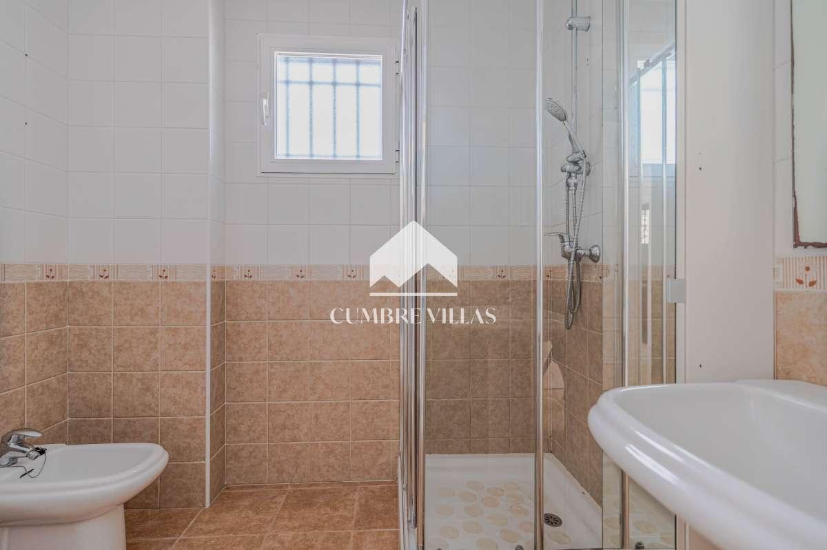 Villa for Sale in Almuñécar