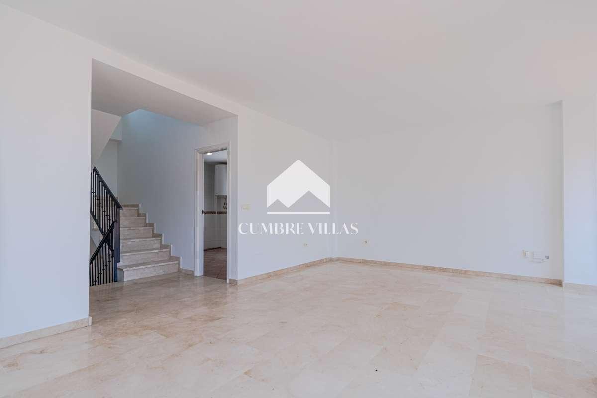 Villa for Sale in Almuñécar