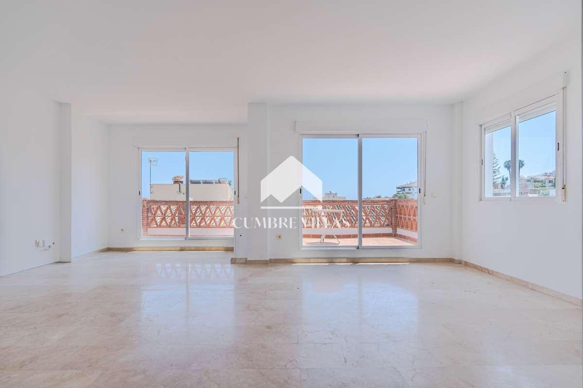Villa for Sale in Almuñécar