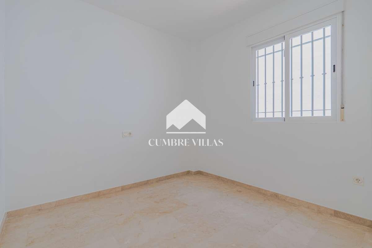Villa for Sale in Almuñécar
