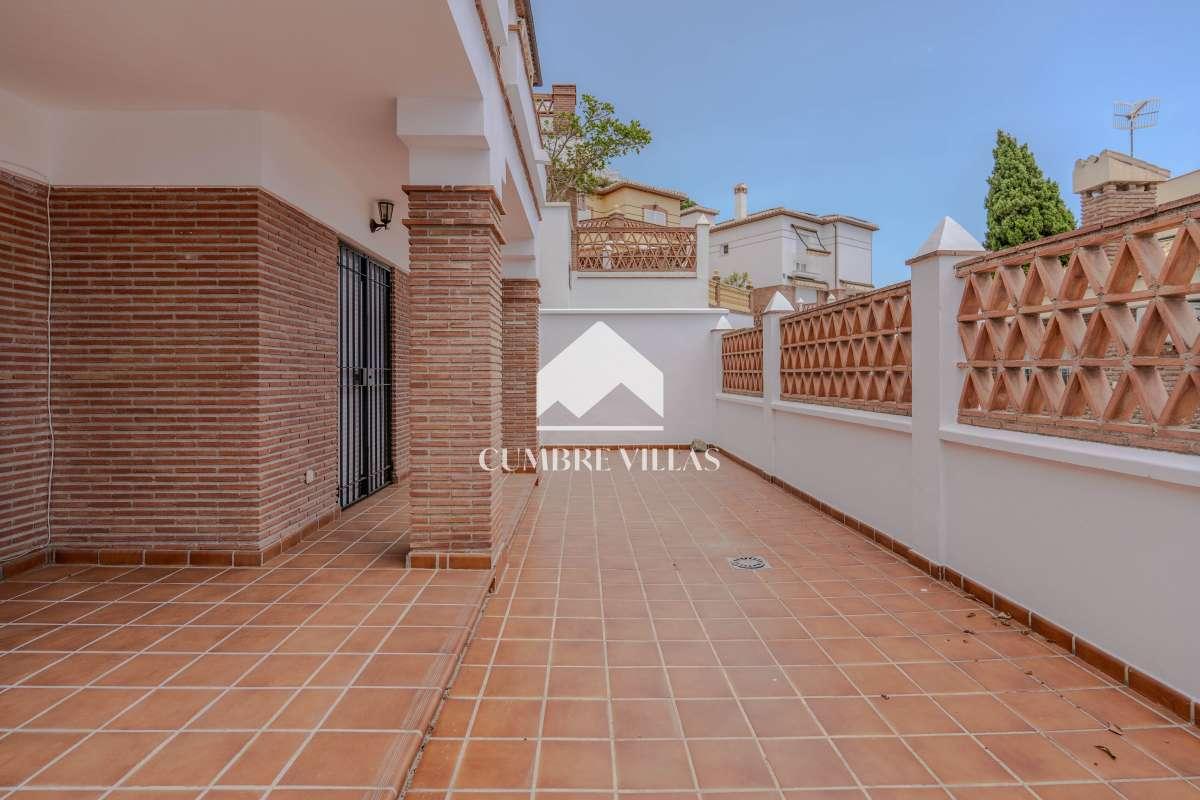 Villa for Sale in Almuñécar