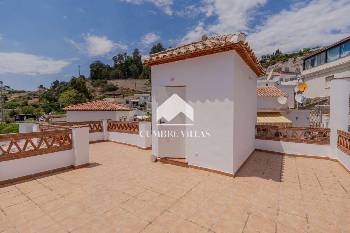 Villa for Sale in Almuñécar