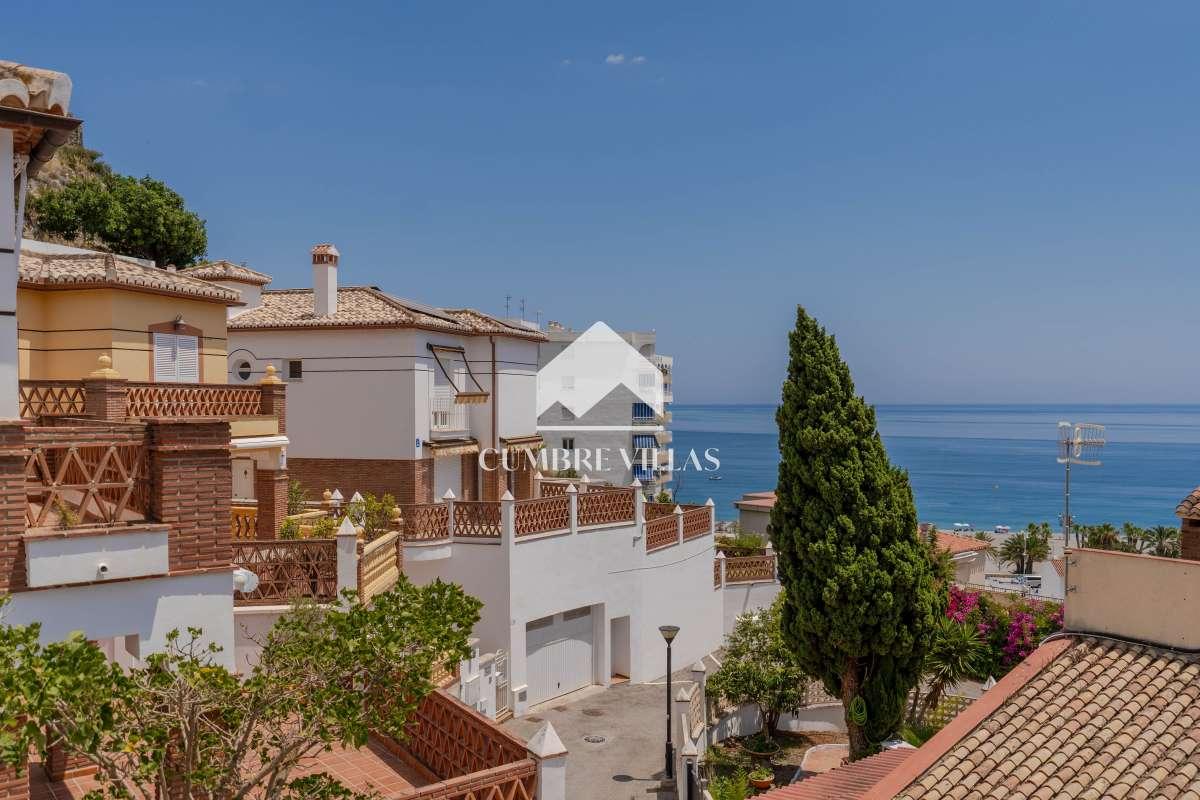 Villa for Sale in Almuñécar