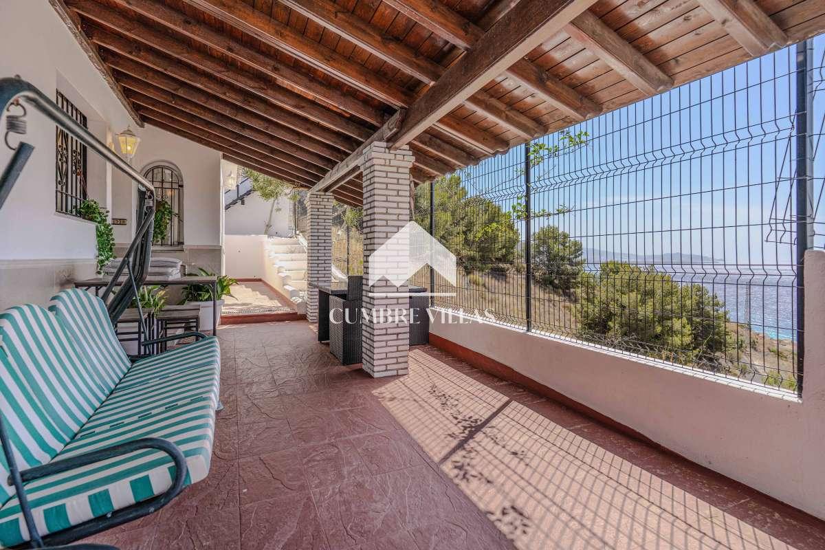 Villa for Sale in Almuñécar