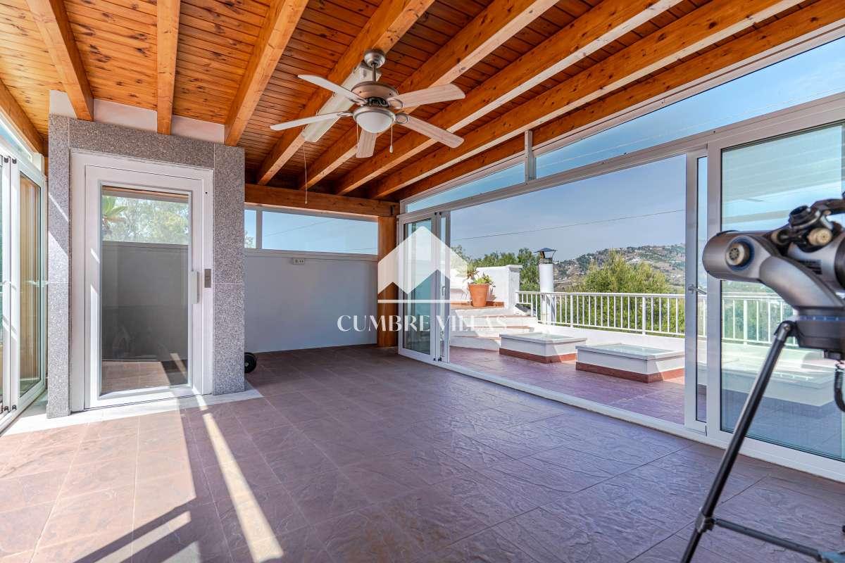 Villa for Sale in Almuñécar