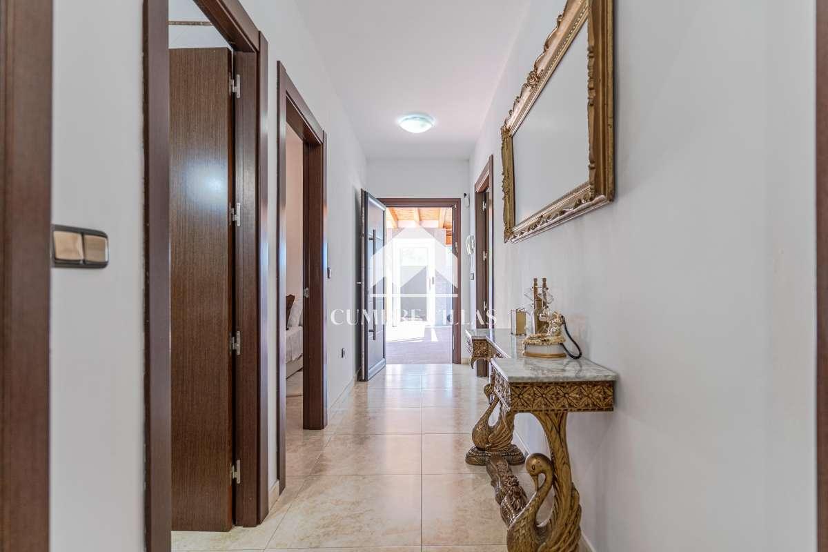 Villa for Sale in Almuñécar
