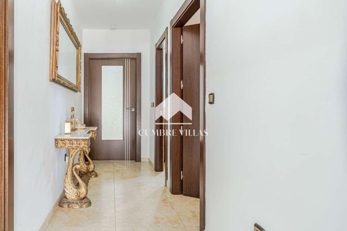 Villa for Sale in Almuñécar