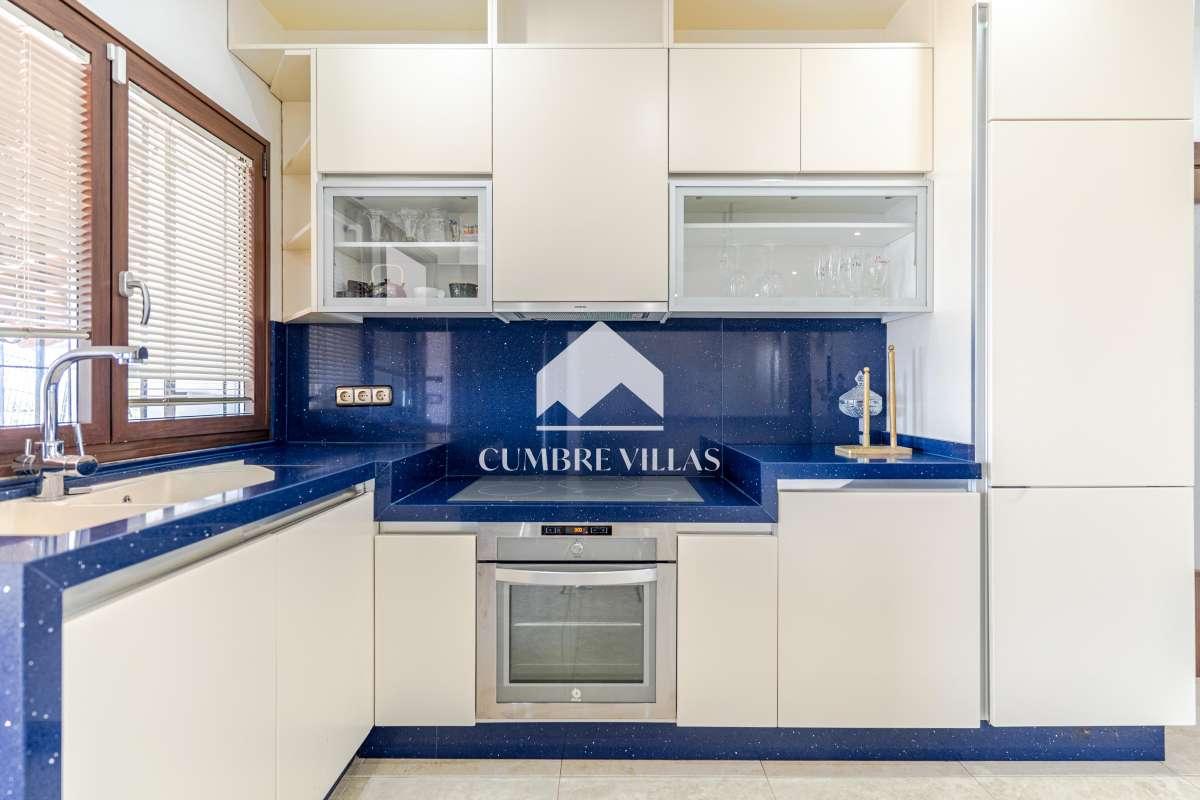 Villa for Sale in Almuñécar