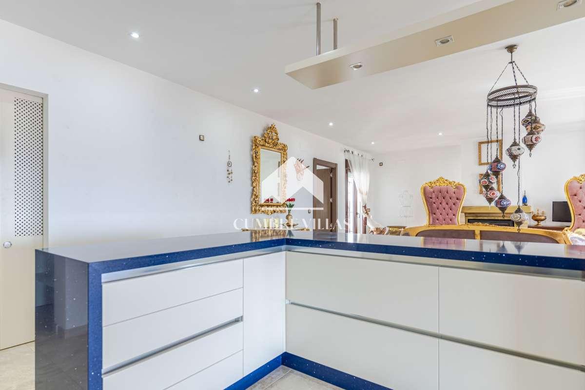 Villa for Sale in Almuñécar