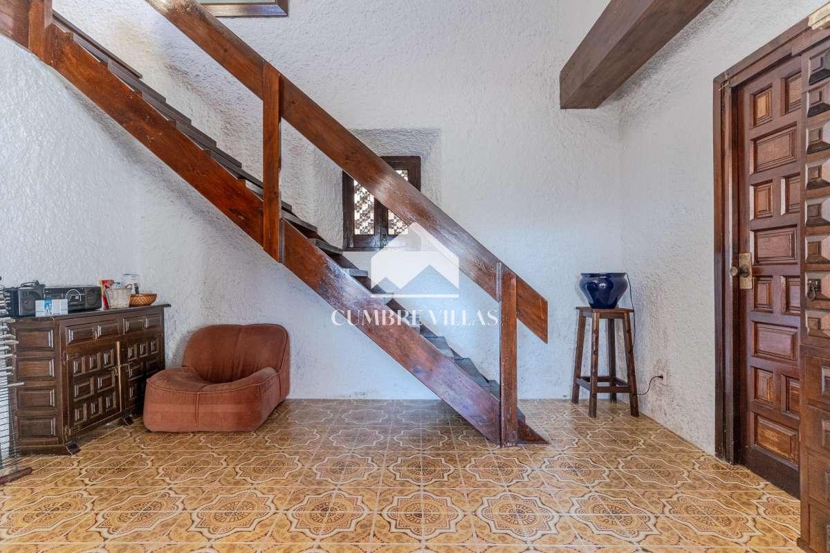 Villa for Sale in Almuñécar