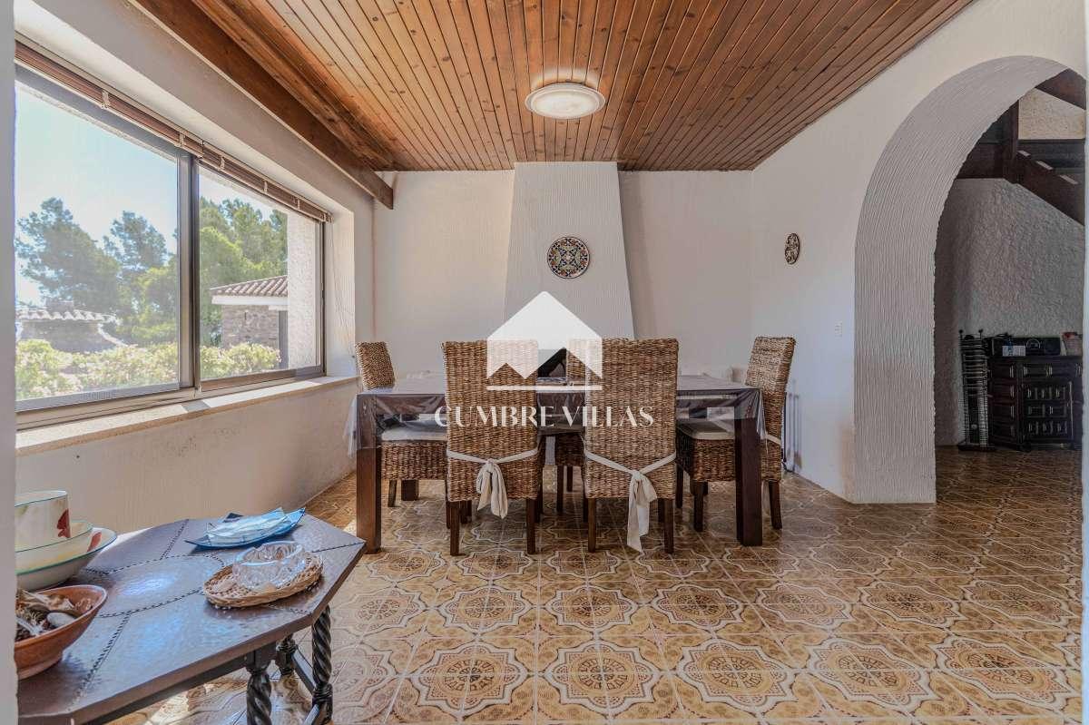 Villa for Sale in Almuñécar