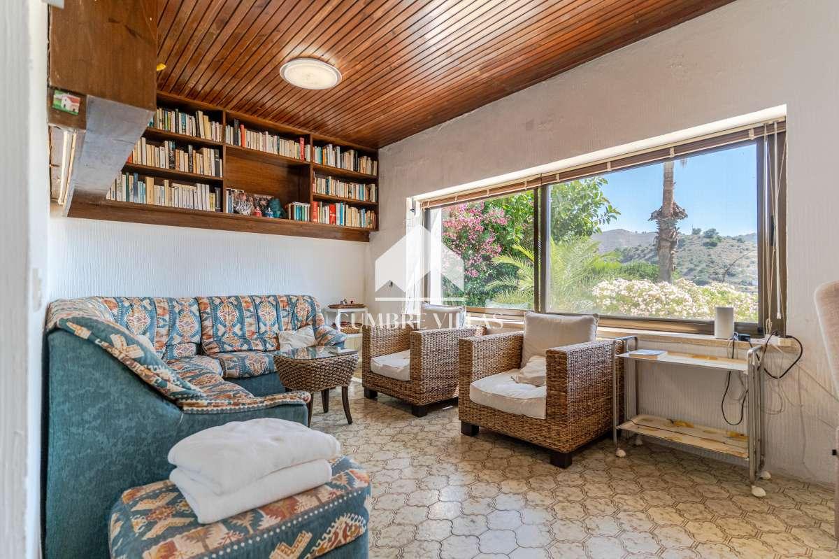 Villa for Sale in Almuñécar