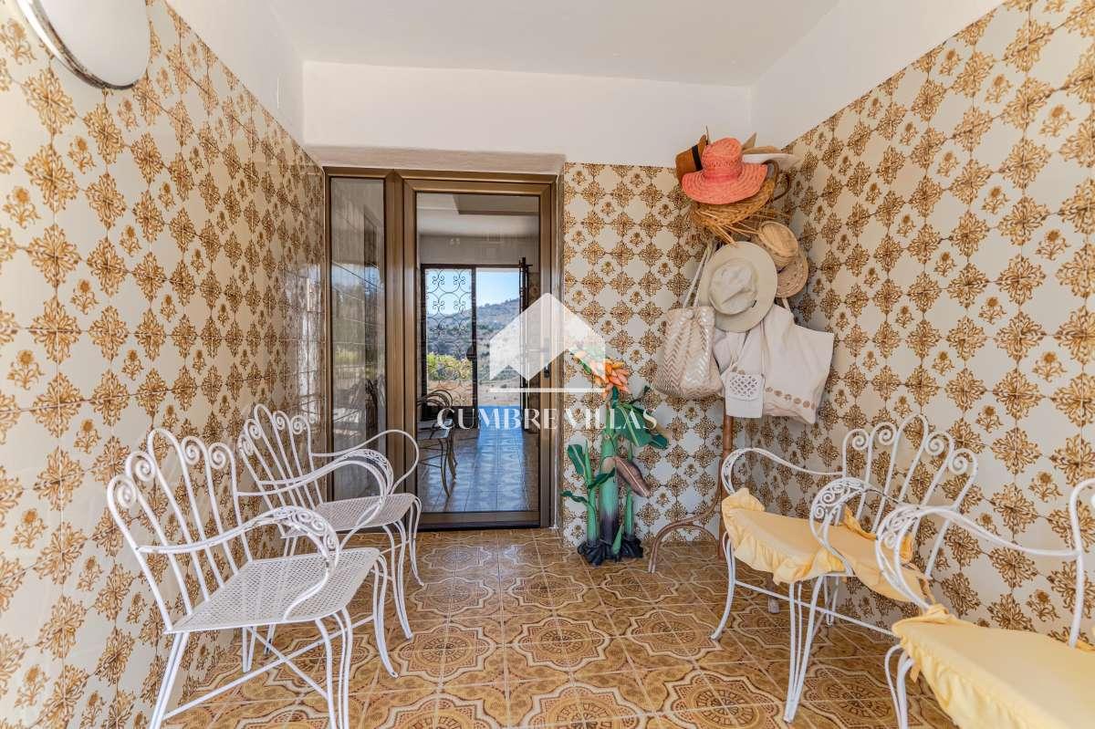 Villa for Sale in Almuñécar