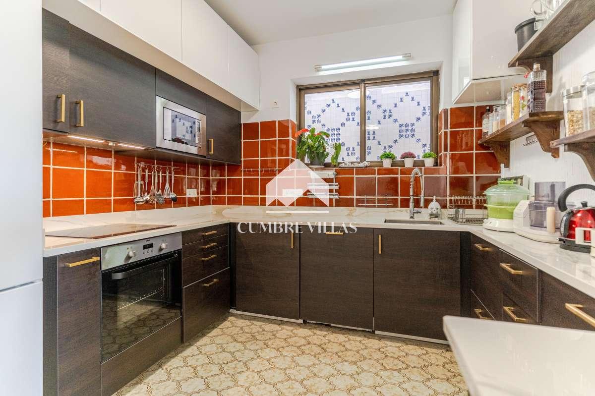 Villa for Sale in Almuñécar