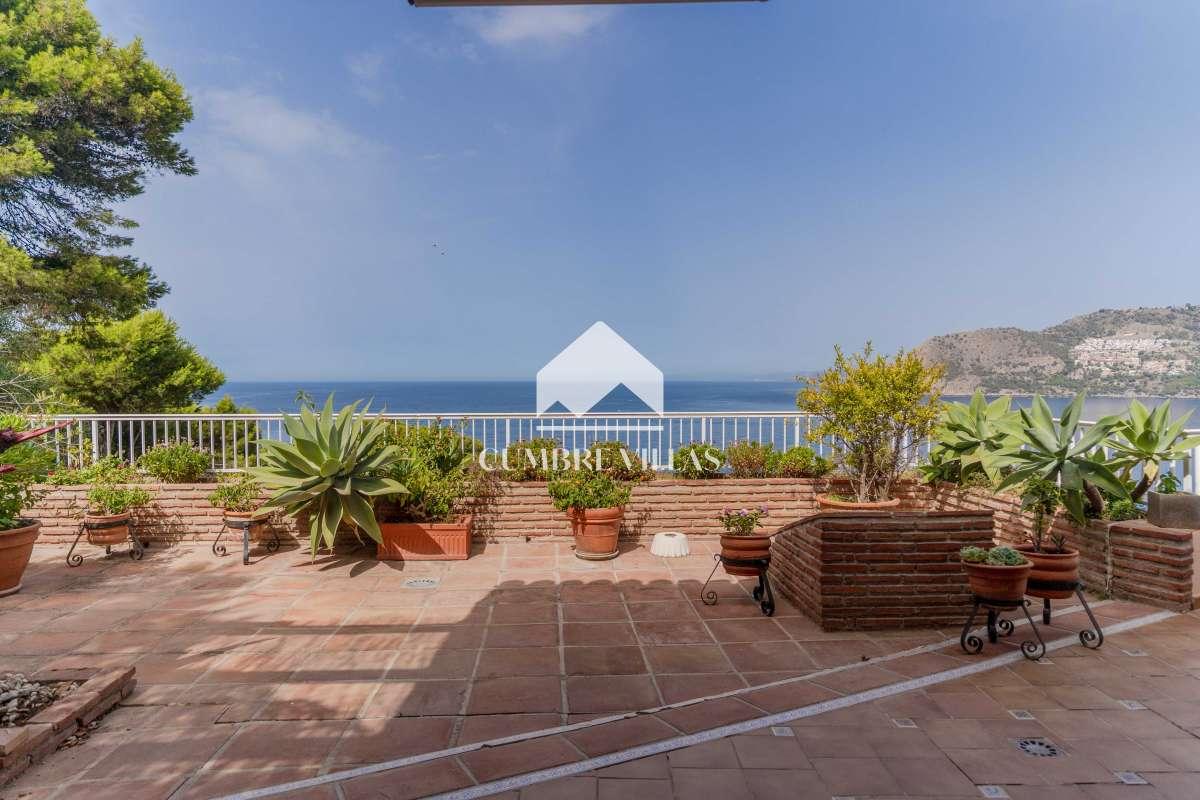 Villa en Venta en Almuñécar