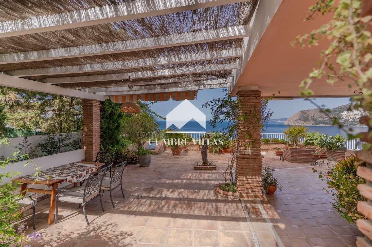 Villa for Sale in Almuñécar