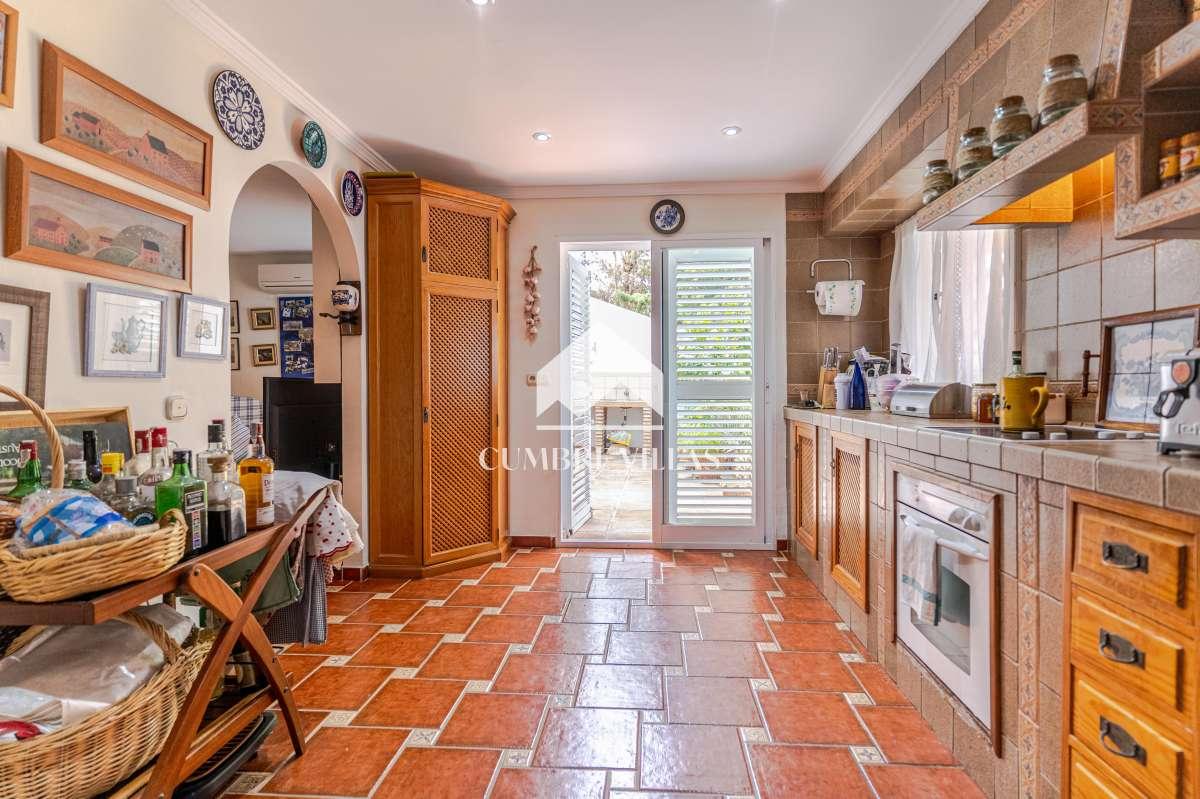 Villa for Sale in Almuñécar