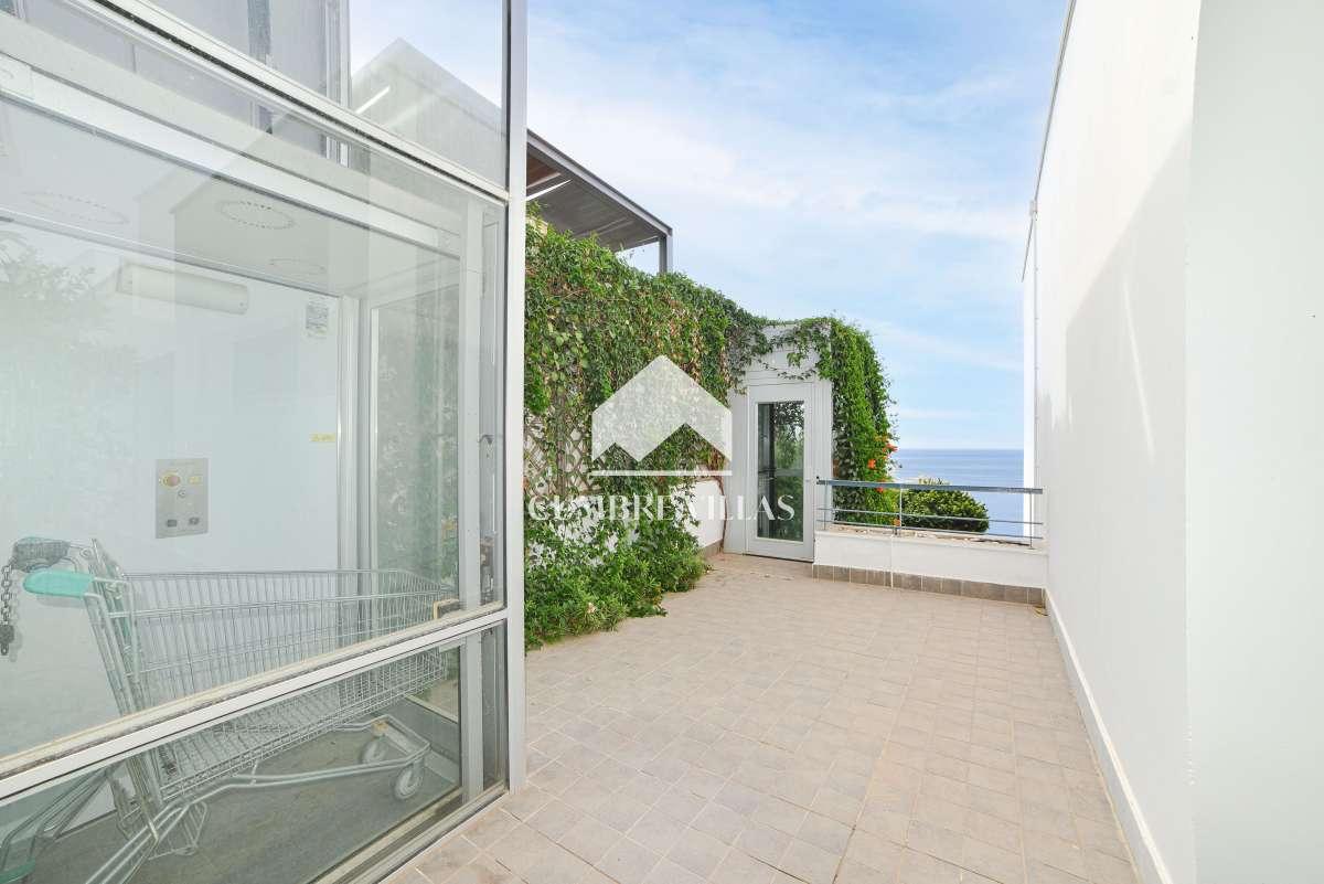 Villa for Sale in Almuñécar