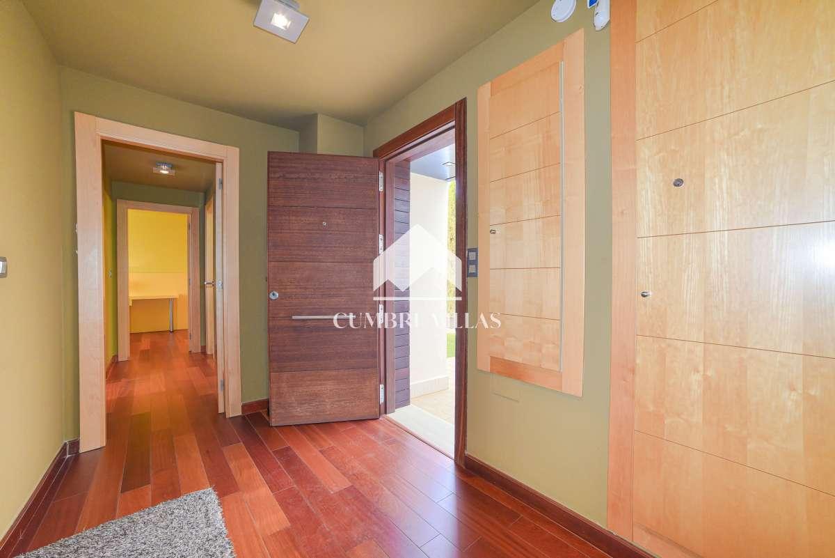 Villa for Sale in Almuñécar